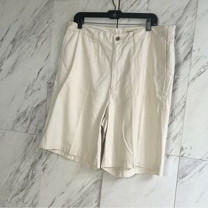 Eddie Bauer Cotton Cream White Khaki Shorts SZ 38